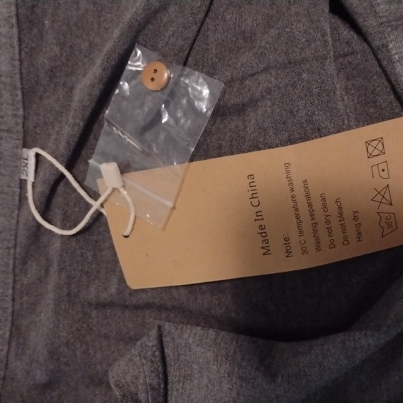 Nitagut Henley 2XL - Picture 7 of 8